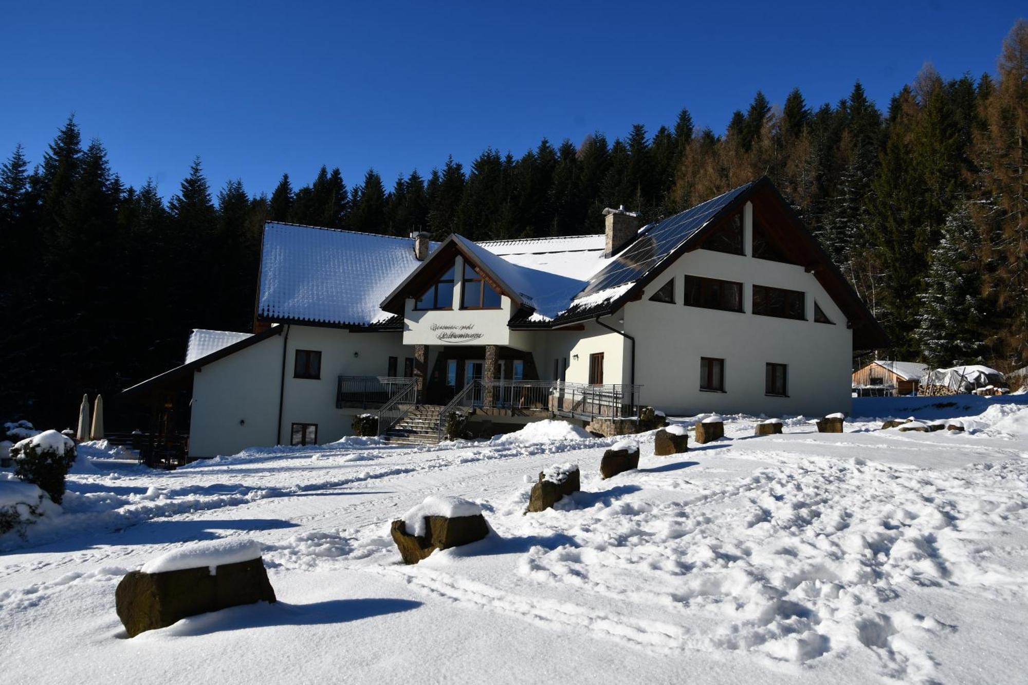 Bed and Breakfast Gosciniec Pod Lubomirem Weglowka  Екстер'єр фото