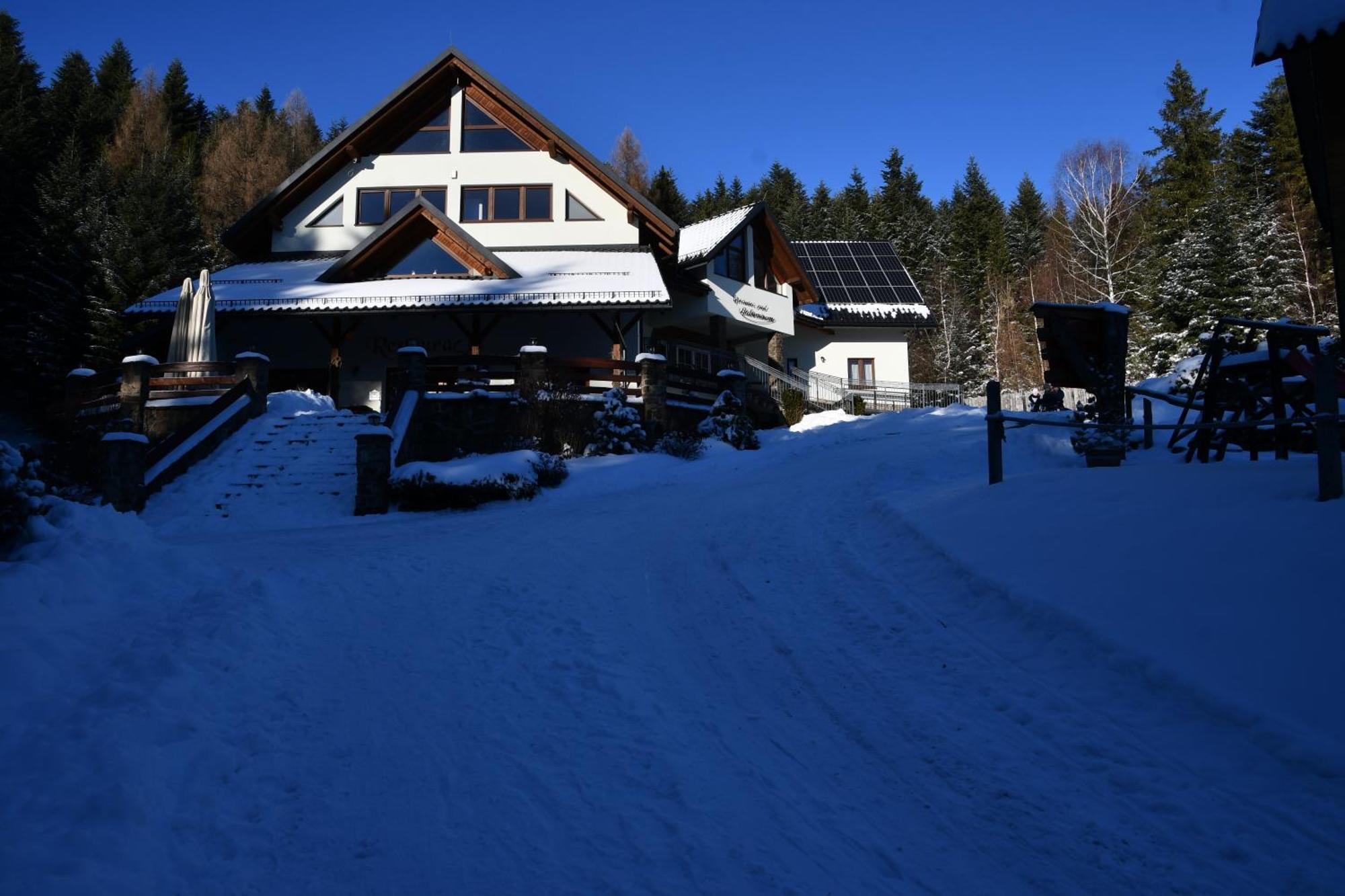 Bed and Breakfast Gosciniec Pod Lubomirem Weglowka  Екстер'єр фото