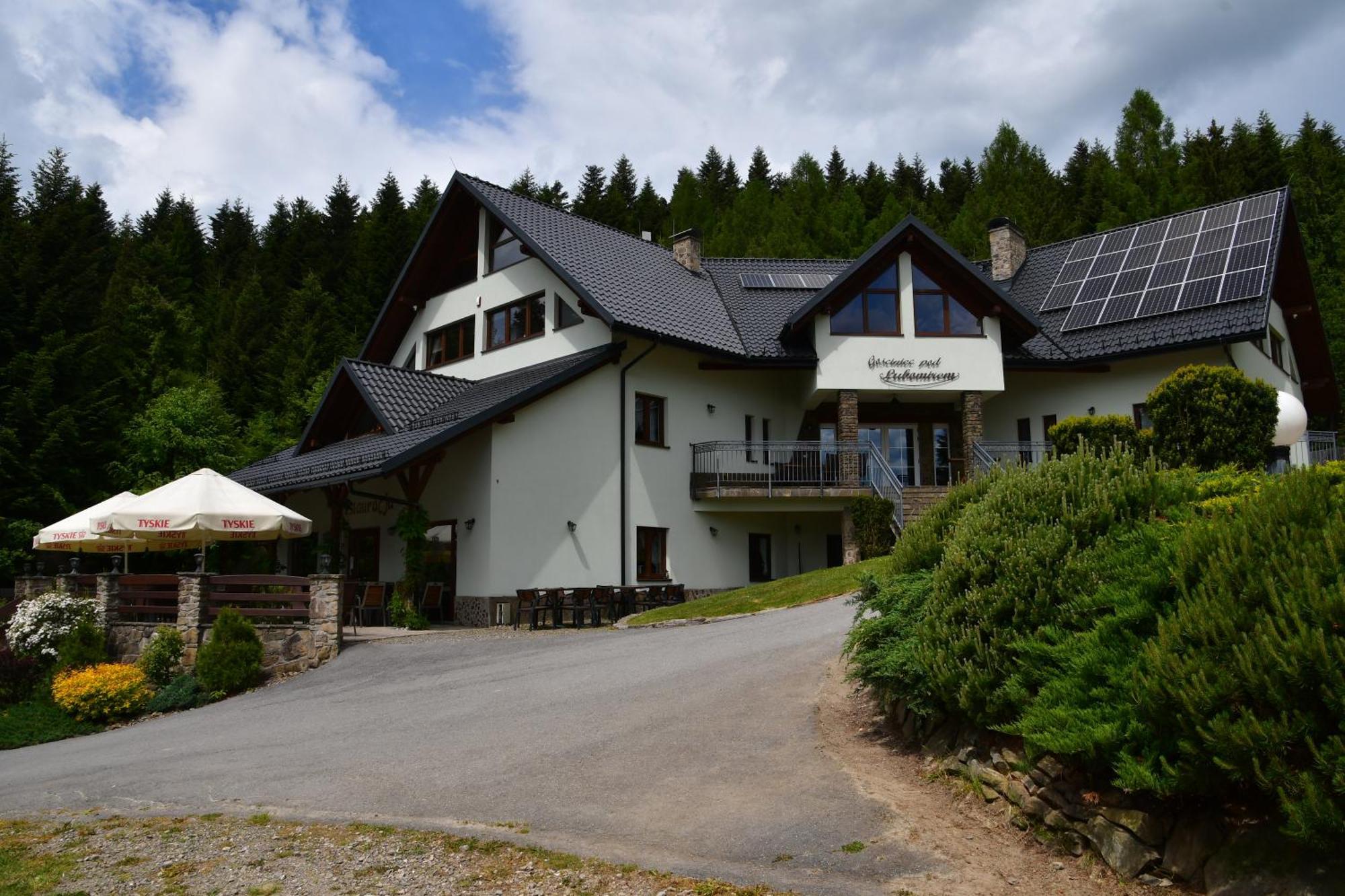 Bed and Breakfast Gosciniec Pod Lubomirem Weglowka  Екстер'єр фото
